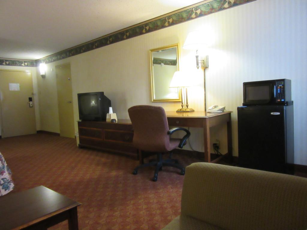 Governor'S Inn & Suites Memphis Habitación foto